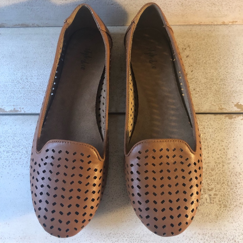 Style & Co. flat Tan